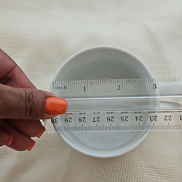 Table D'Hote 16 Pieces Porcelain Dinner Set Dishwasher & Microwave Safe White - Picture 10 of 16